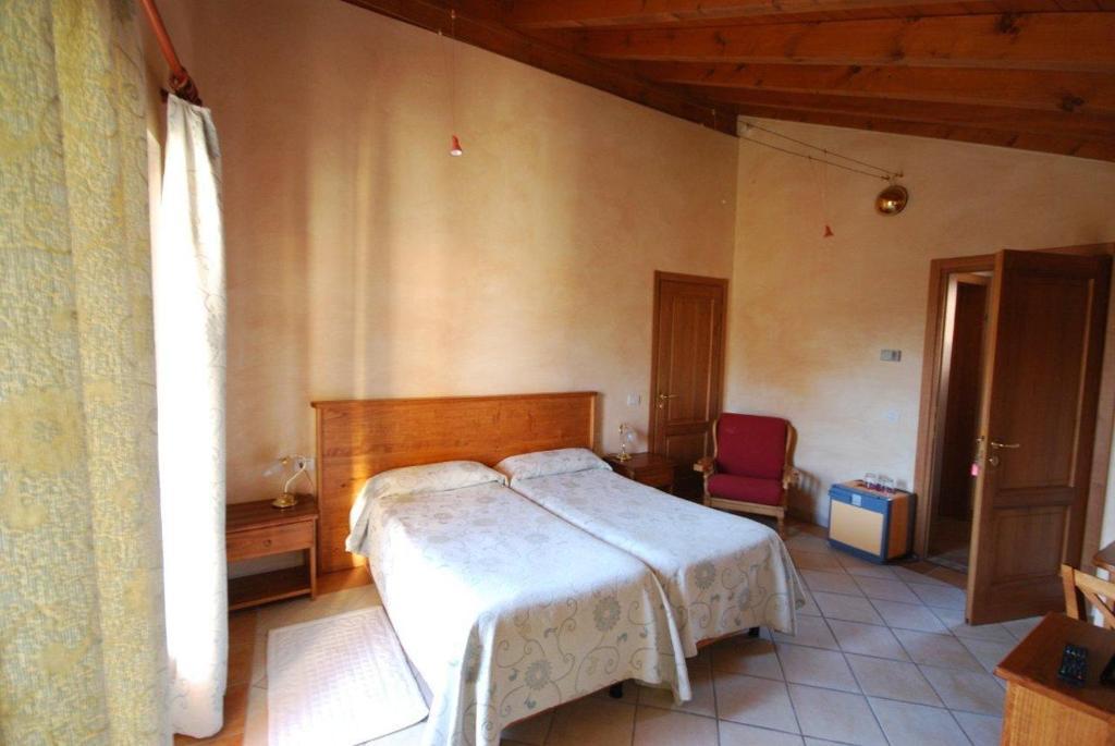 Garni Viggiona Hotel Trarego Kamer foto